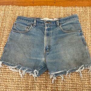 Levi Jean Shorts